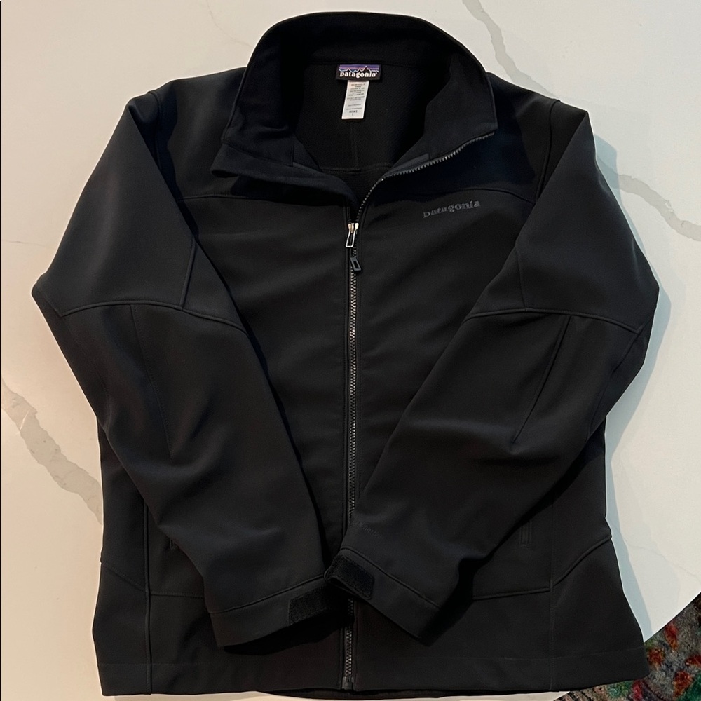 Patagonia Men's Performance Jacket in Black